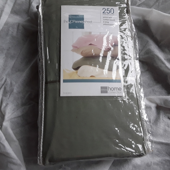 JCPenney Home Collection 250 Thread Count Pima Rich Queen Pillowcases NEW - Picture 2 of 7